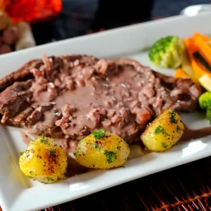 Filete De Res A La Pimienta Negra