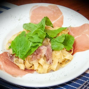 Prosciutto Y Arugula
