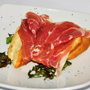 Bruschetta Prosciutto Crudo